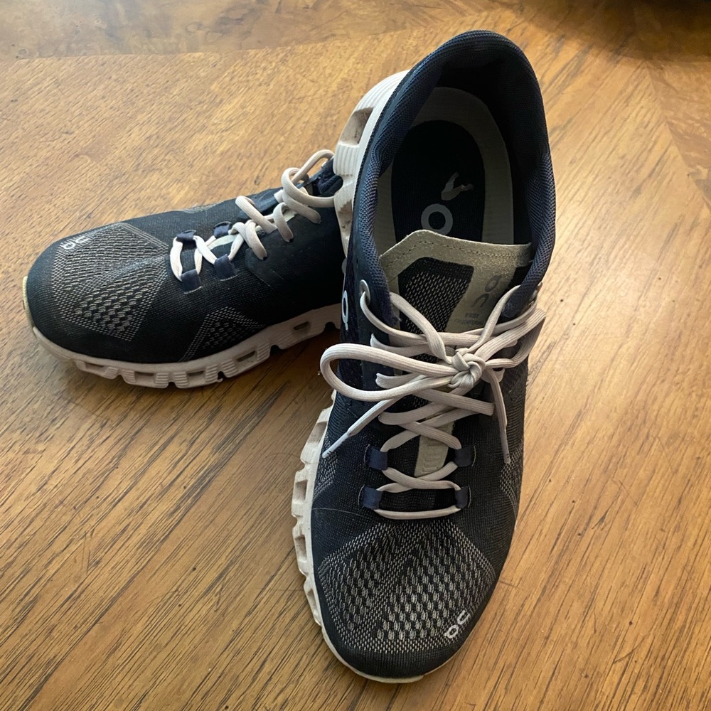 On Cloud tennis shoes (worn)